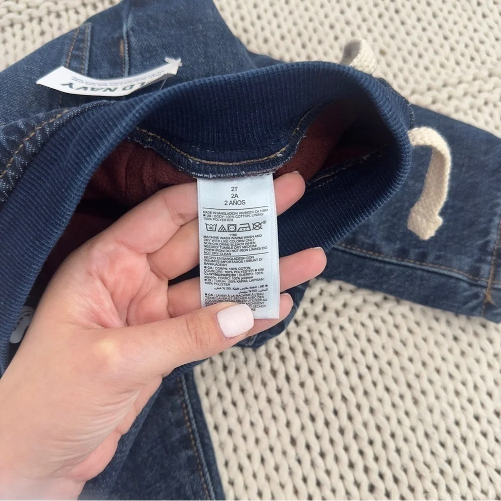 NWT Old Navy Relaxed Slim Built-In Warm Jeans for Toddler Boys 2T